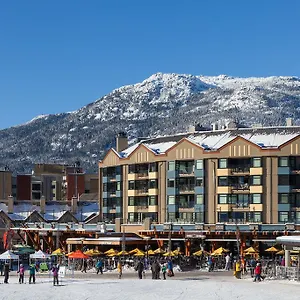 suite-in-the-heart-of-the-village.hotels-of-whistler.com/