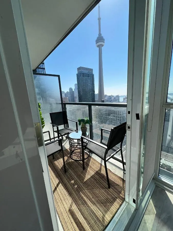 Luxury Condo Cn Tower View Toronto Apartment